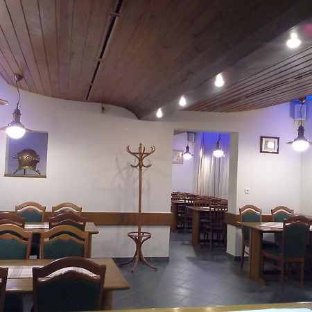 צ'סקה בודיוביצה Hotel Laguna מראה חיצוני תמונה